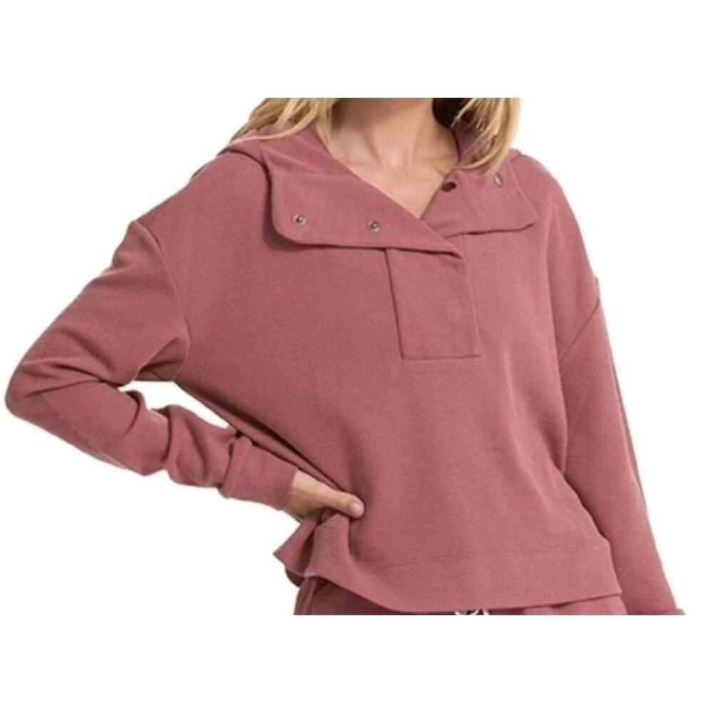 Vuori Dusty Rose Snap-Detail Hoodie Sweatshirt